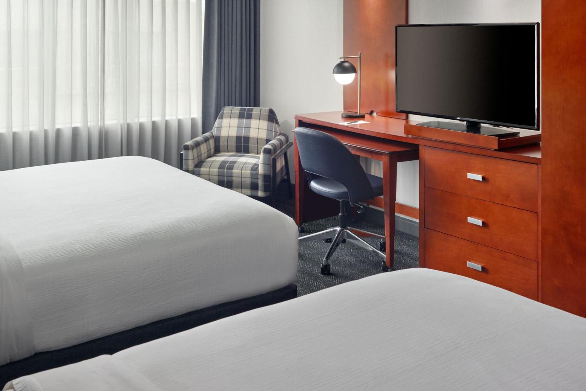 Hotel Courtyard By Marriott Washington, D.C./Foggy Bottom Esterno foto